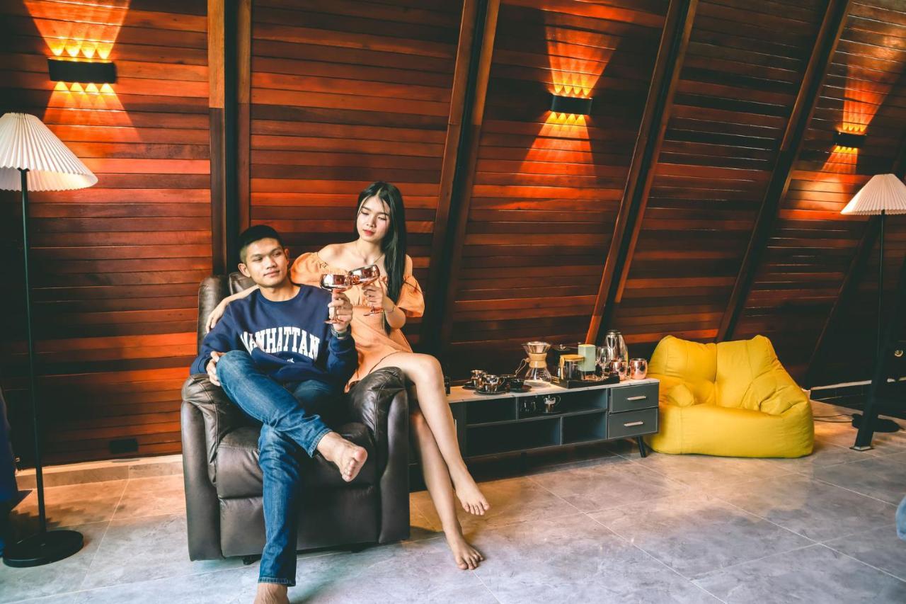 Nakara & Glamping Villa