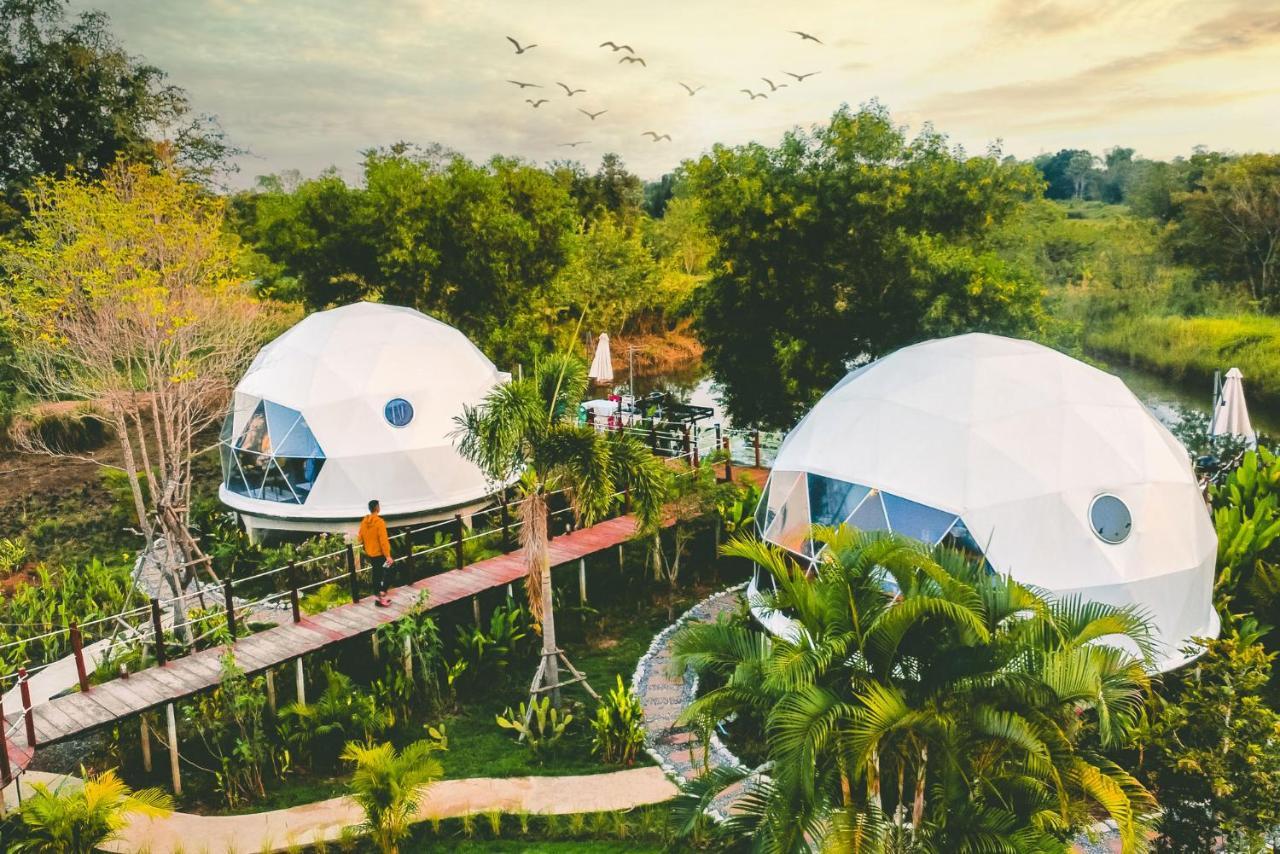 Villa Nakara & Glamping Udon Thani