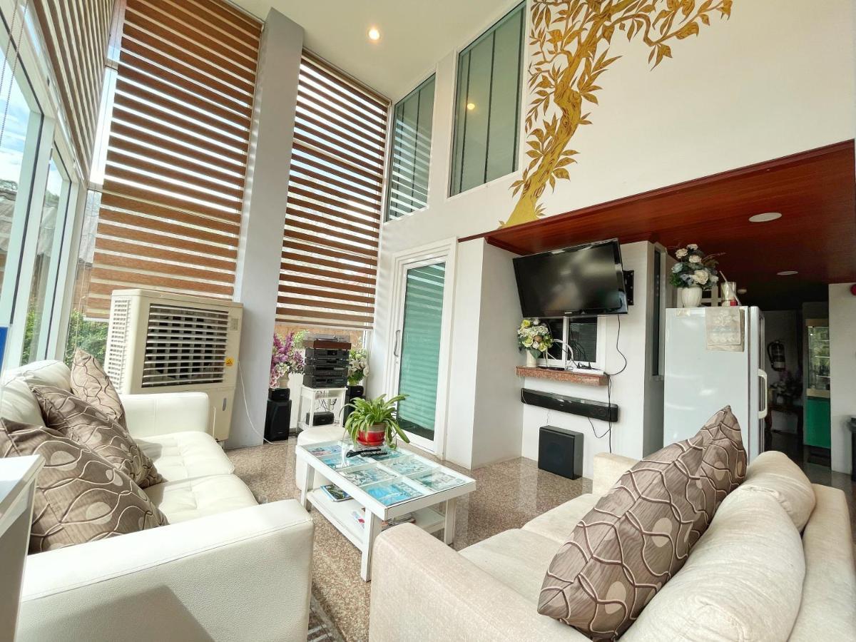 Peak Boutique City Bed & Breakfast