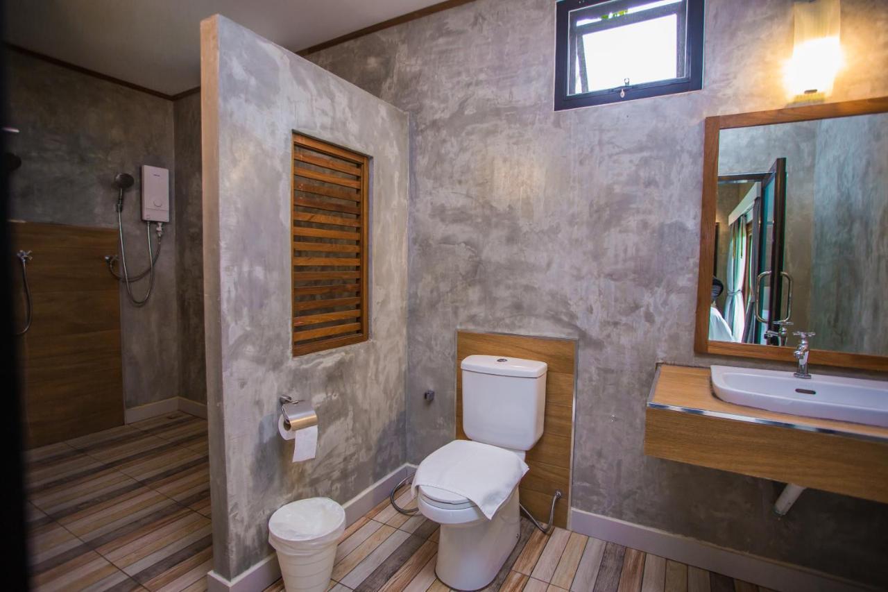 Palm Pran Resort