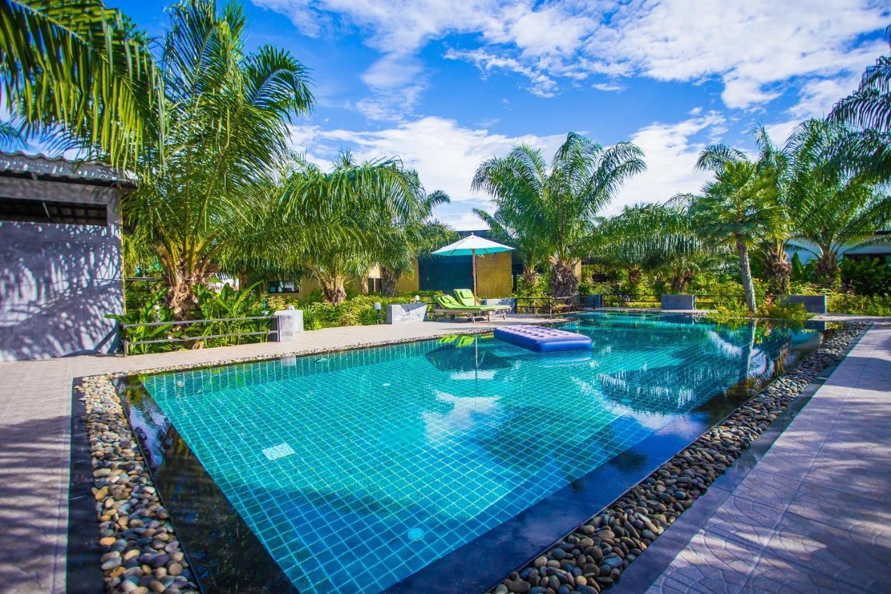 Palm Pran Resort