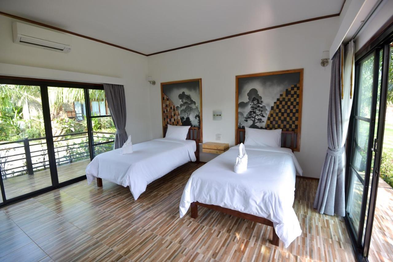 Palm Pran Resort
