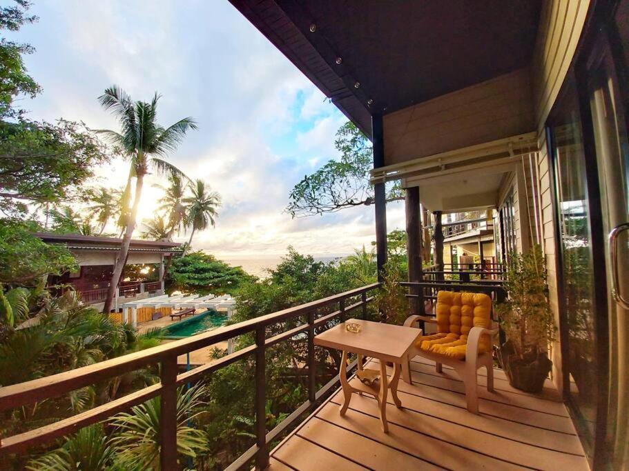 Beachfront Sunset View 1bd/kitchen/pool *