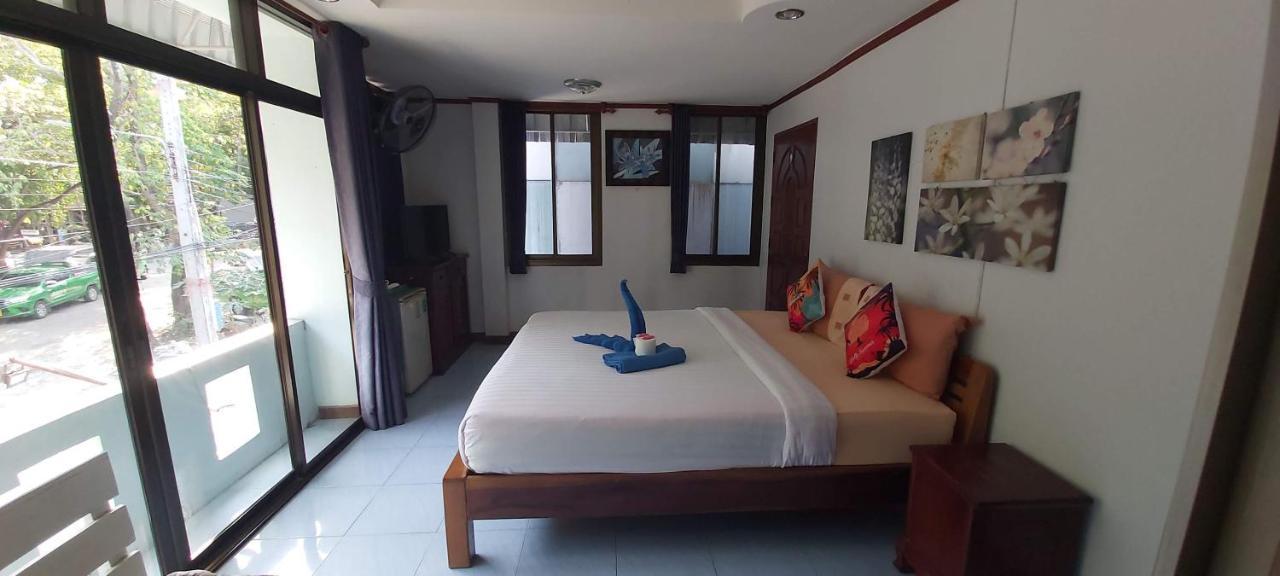 Kohkaew Village 2@kohsamet Hotel *