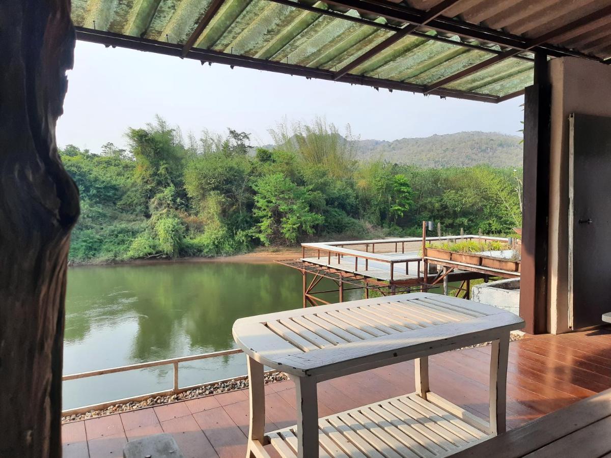 Chasorn Riverside Resort Sai Yok