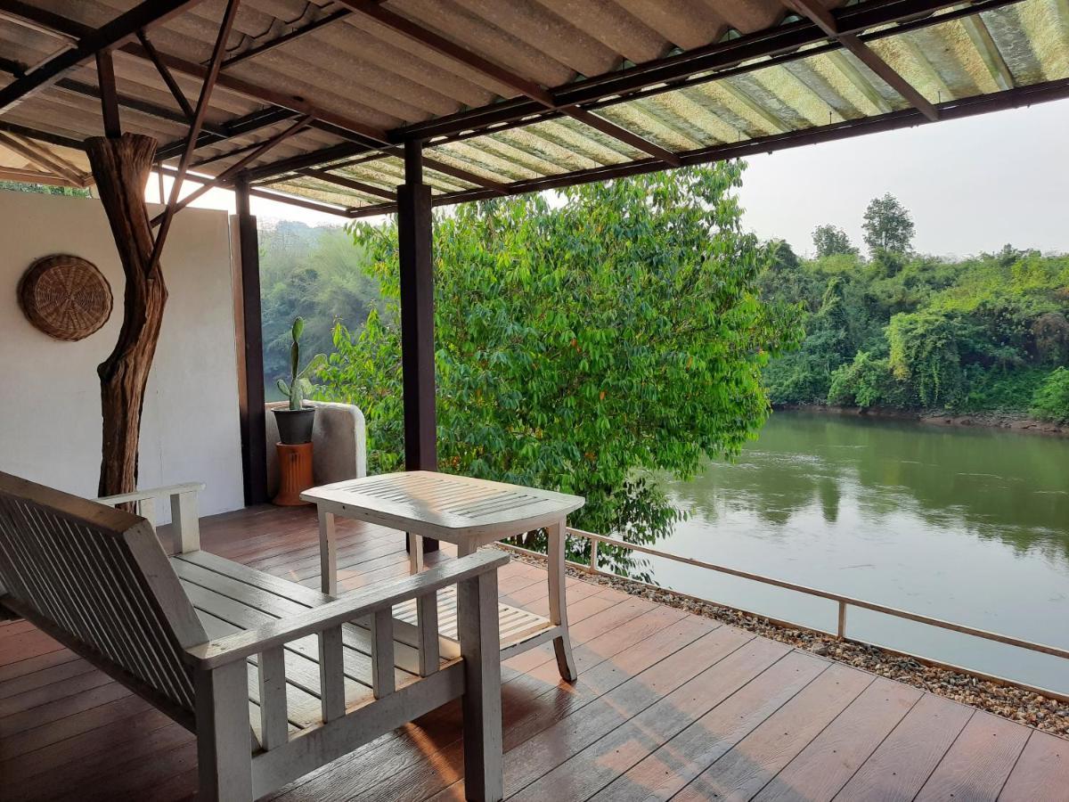 Resort Chasorn Riverside