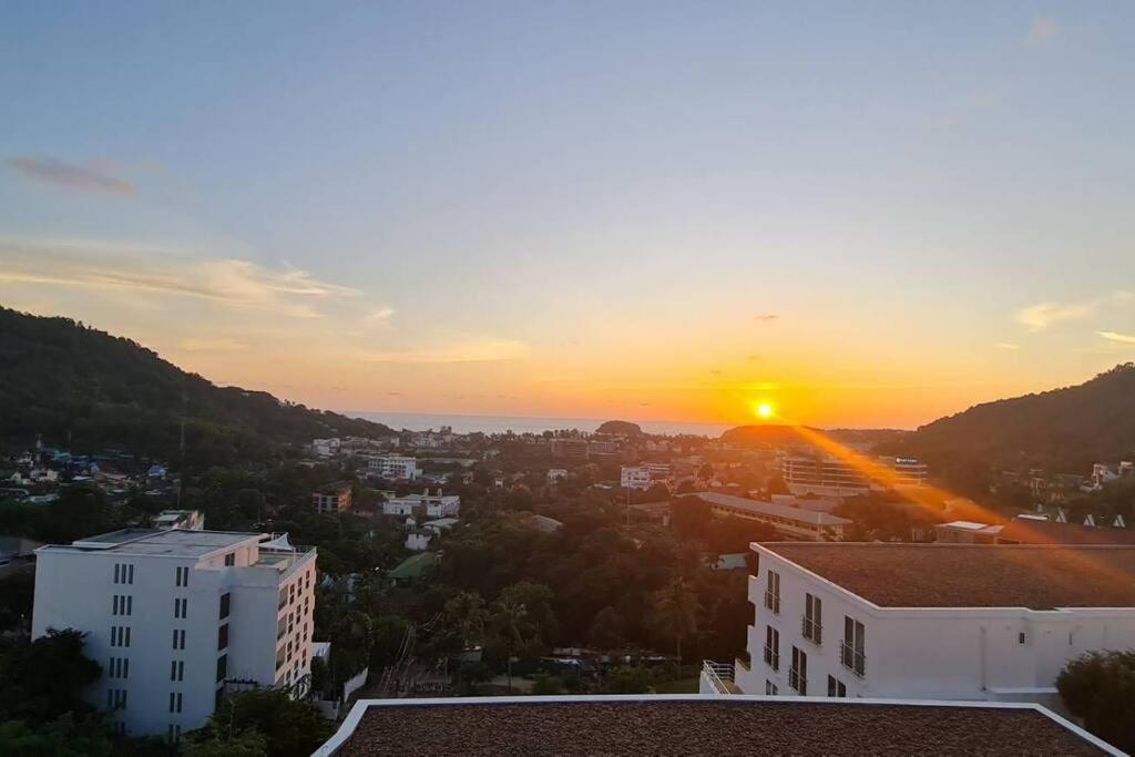 Apartamento Kata Ocean View Condominium, Seaview & Luxury K12 *