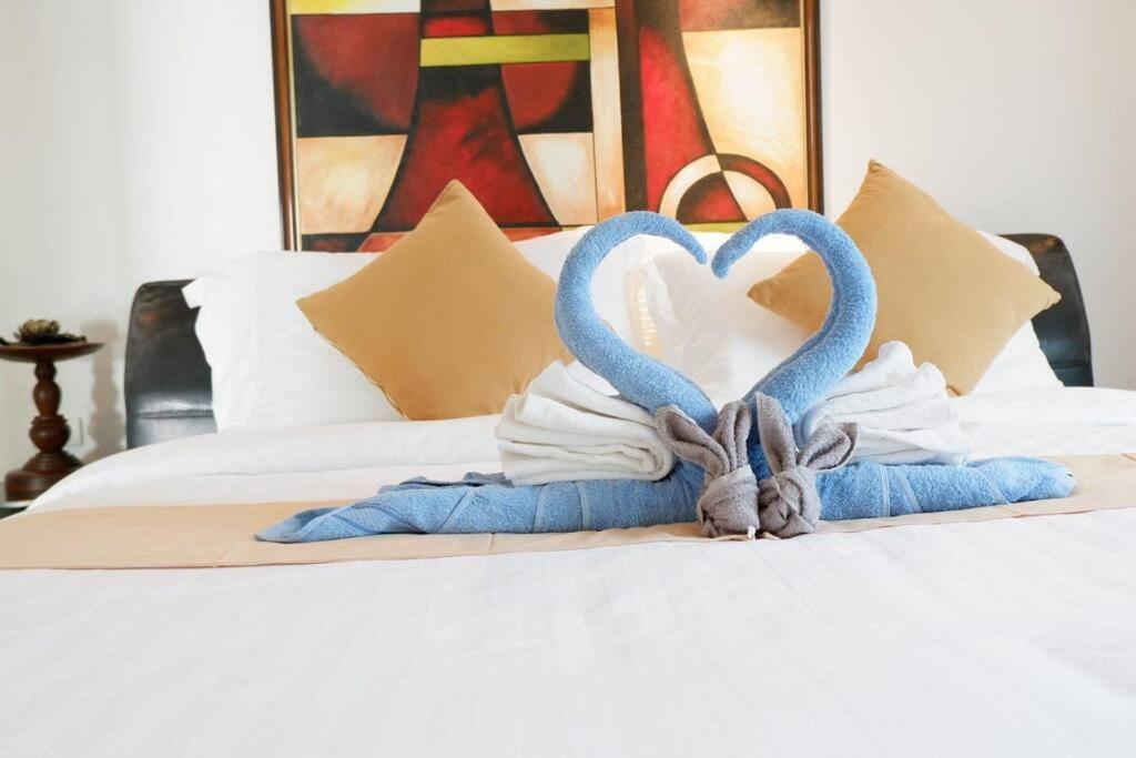 Apartamento Kata Ocean View Condominium, Seaview & Luxury K12 *