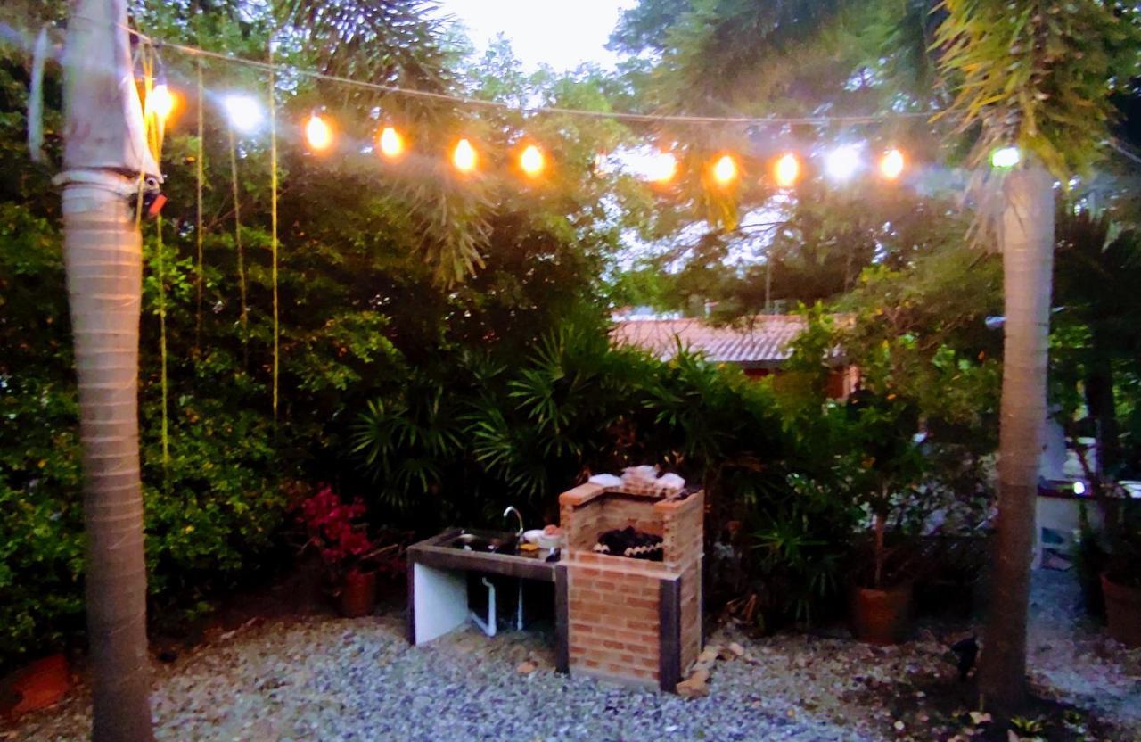 Casa de férias Daisy's 2 Bedroom Family For Up To 5 Guests With Garden & Bbq