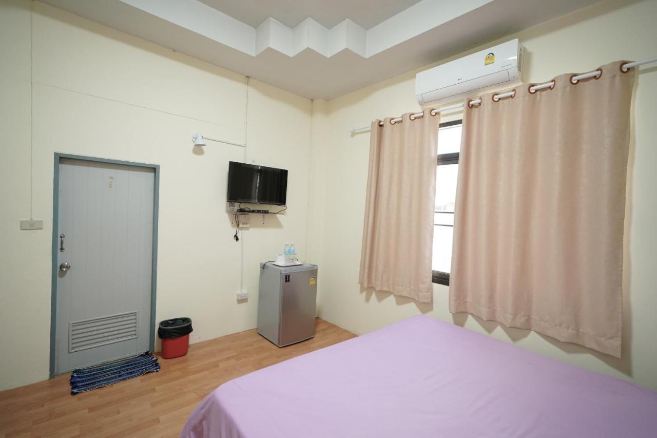 Baan Sabuy Jung Hotel 2*