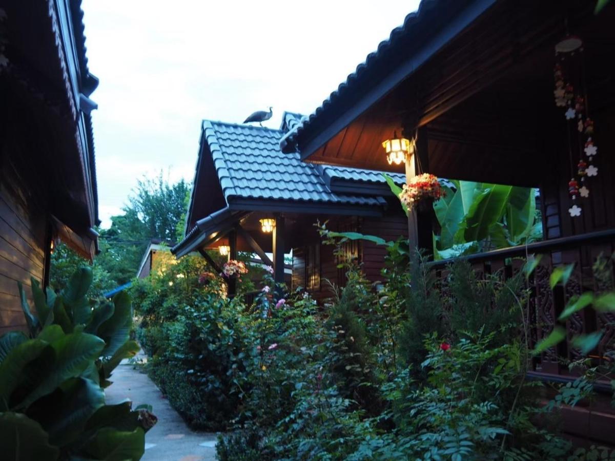 Bouteak Lampang