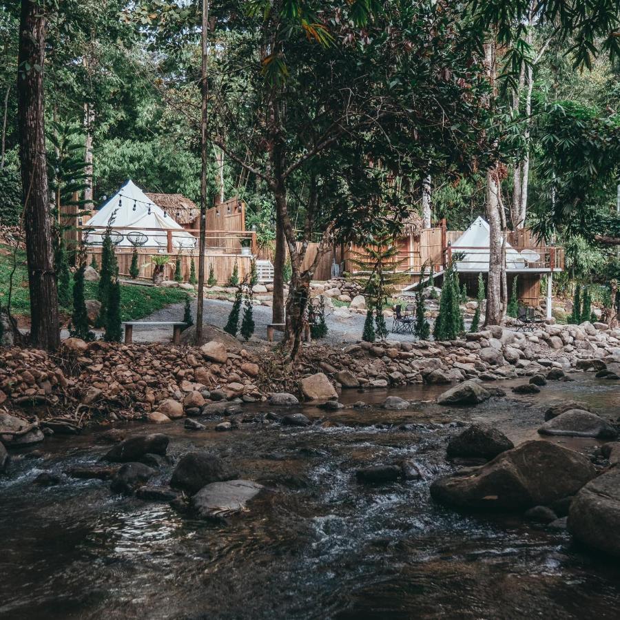 เดอะริเวอร์ แม่กำปอง The River Maekampong Chiang Mai Resort