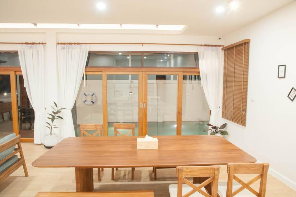 Chao Sam Ran Pool Villa: Beachfront Retreat In Phetchaburi *