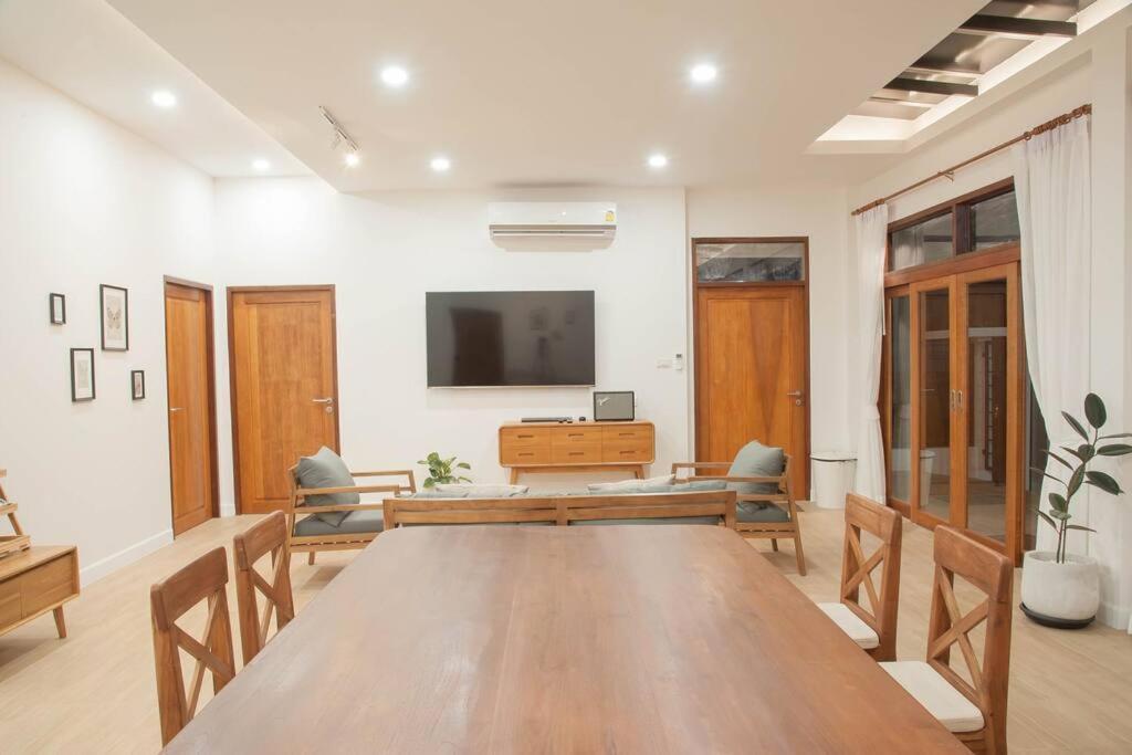 Villa Chao Sam Ran Pool Villa: Beachfront Retreat In Phetchaburi *