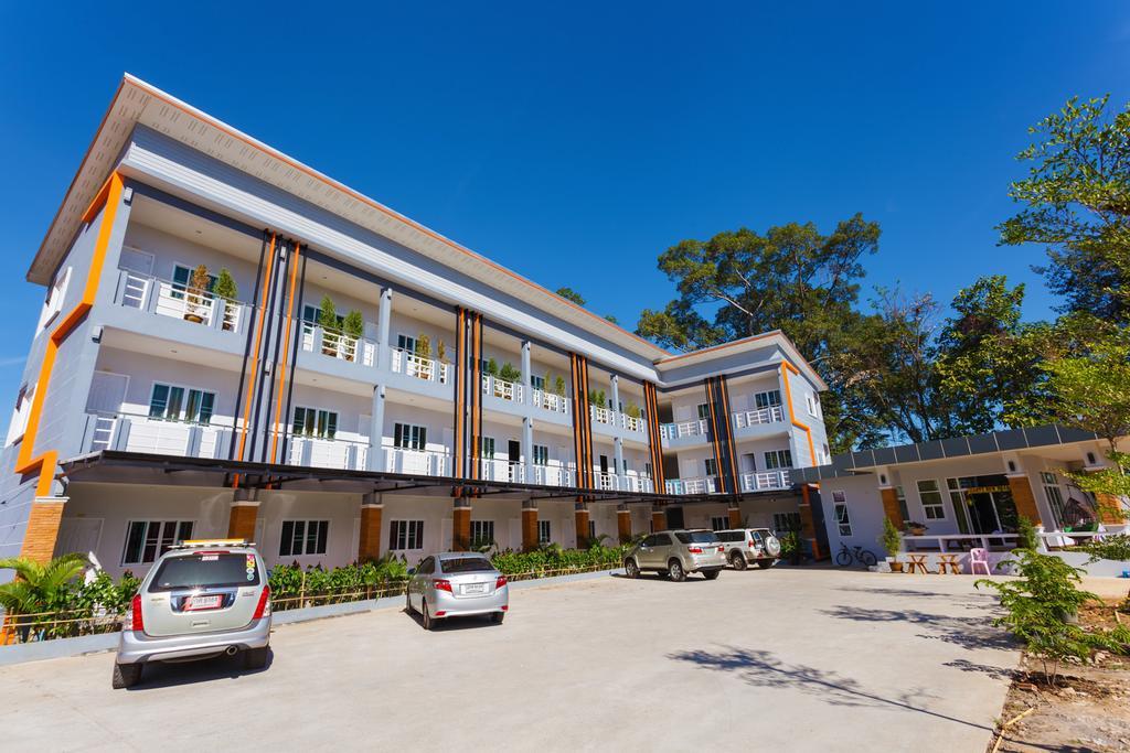 Park Hotel Warin Chamrap