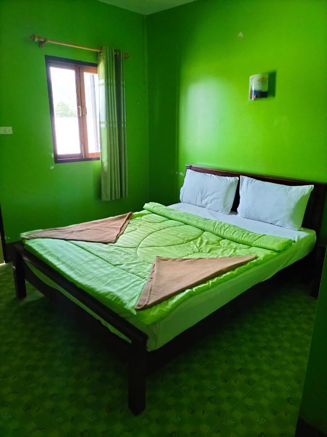 Sea House Hostel *