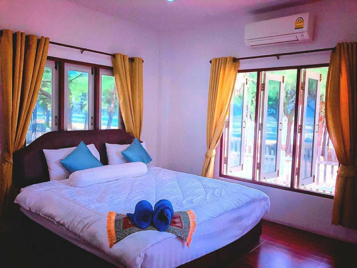 Resort Baan Golden & Residences