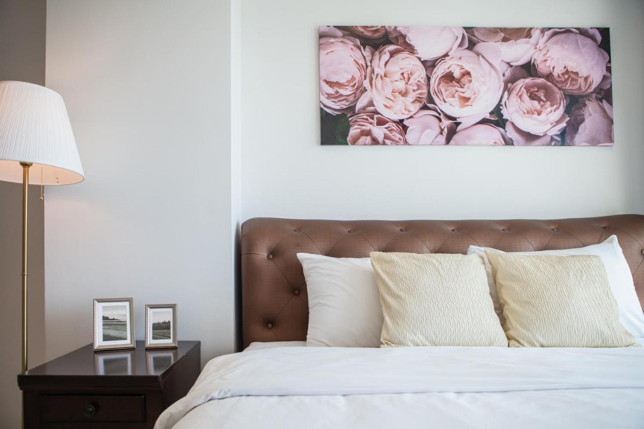 The Sunshine Bangsaray Apartment