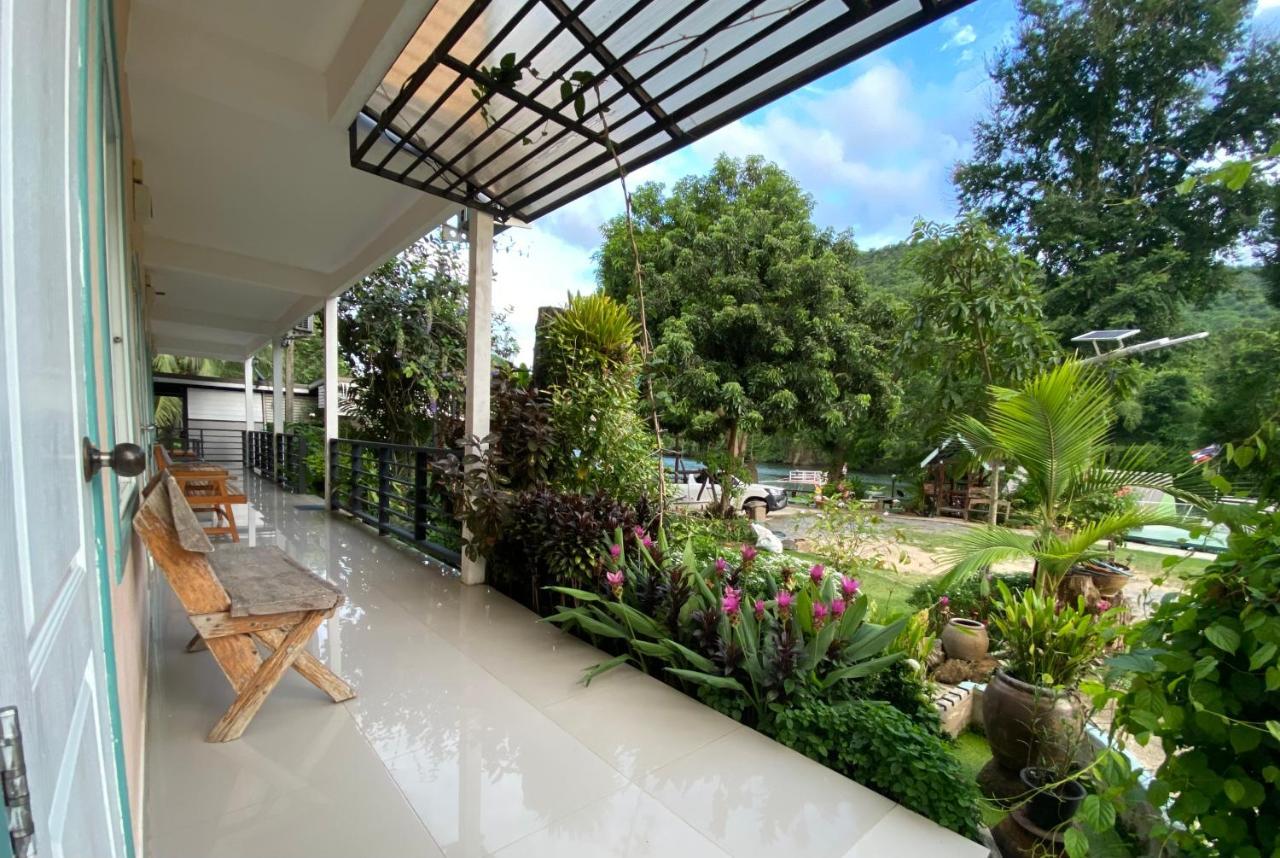 Resort ชอว์ งาทอง รีสอร์ต Chor Ngar Thong Erawan *