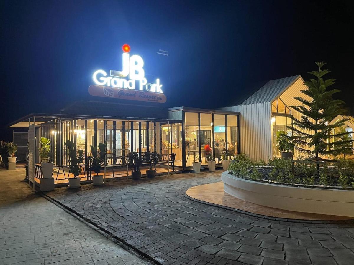 Jb Grand Nakhon Si Thammarat