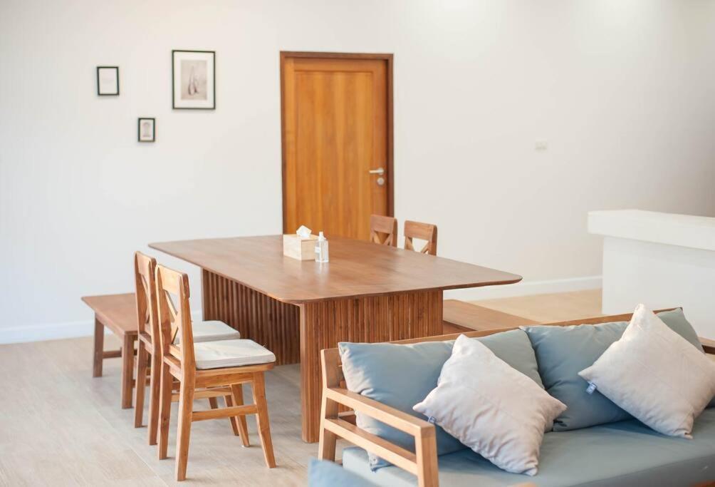 Chao Sam Ran Pool Villa: Beachfront Retreat In Phetchaburi Villa Haad Chao Samran