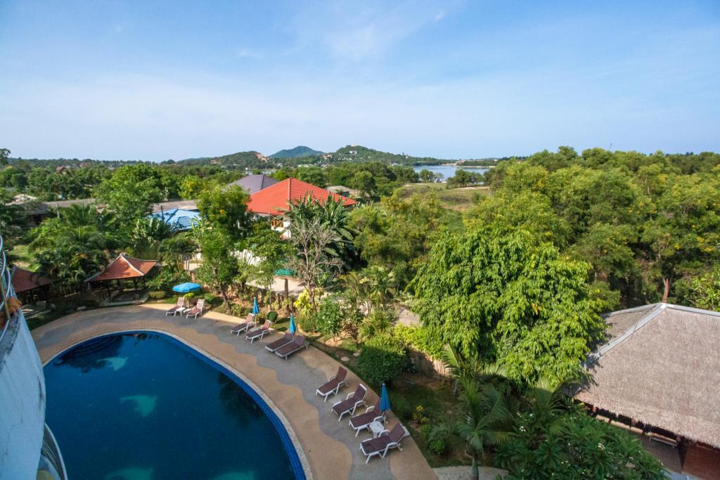 Lakeview Condotel 3*