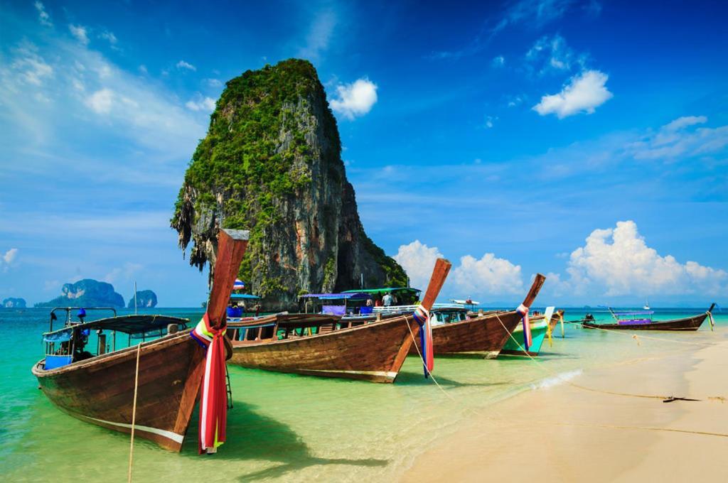 Baan Santhiya Private Pool - Free Tuk-tuk Service To The Beach! Villa Ao Nang