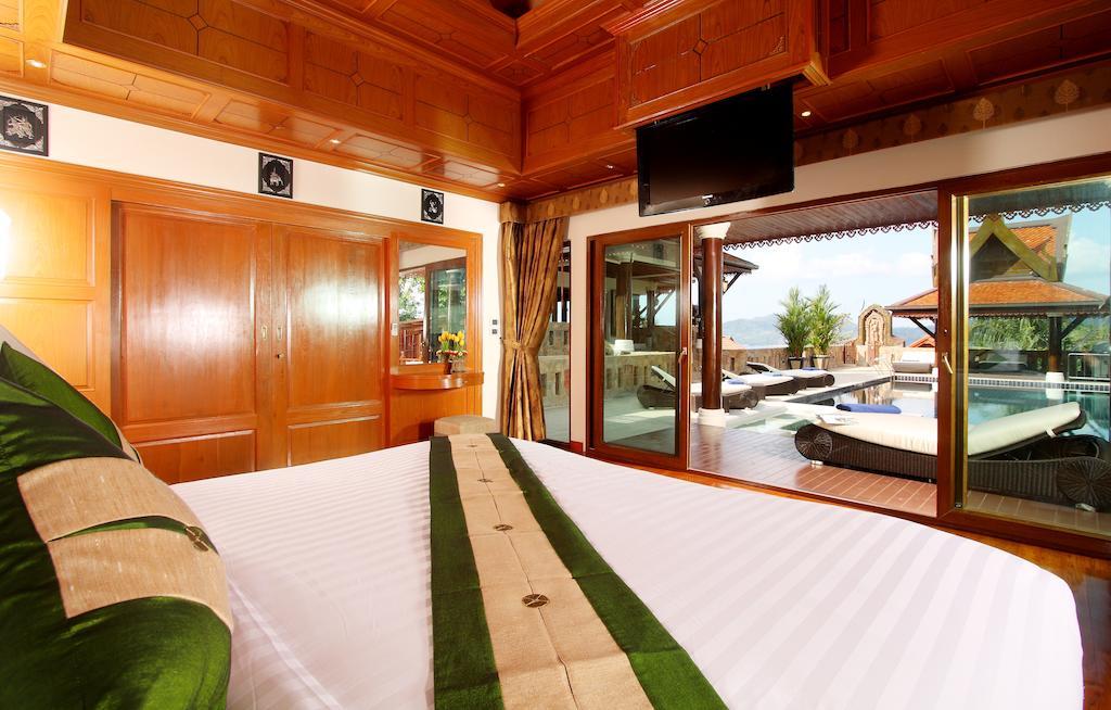 Villa Reuan Thai