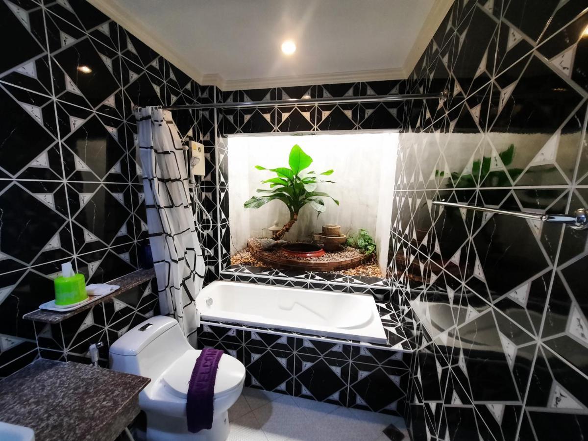 Fancy Carp Resort 3*