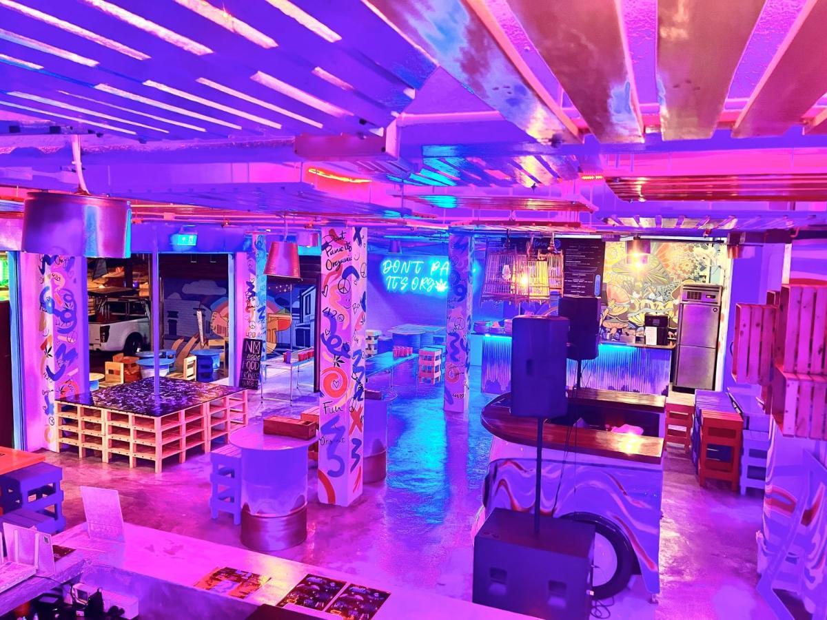 Bodega Krabi Hostel