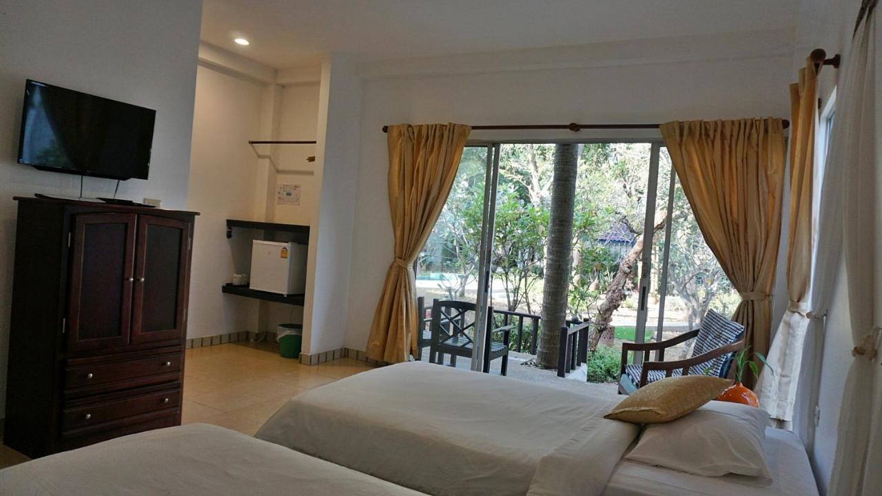Kalamona Seaview Resort *