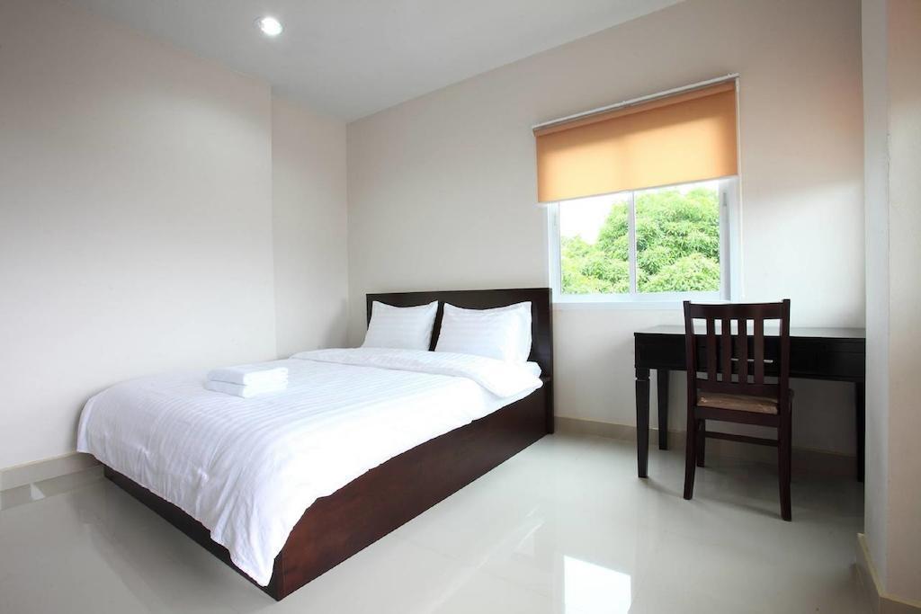 Garden Hill Aparthotel 2*