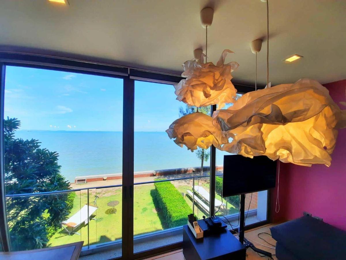 Sandbox Frontbeach Villa4 Villa *
