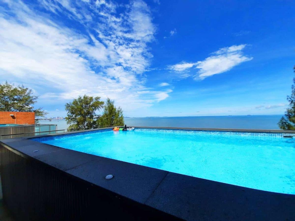 Sandbox Frontbeach Villa4 *