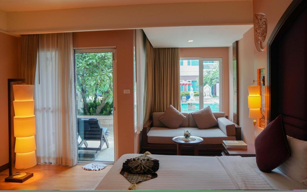 Grand Pacific Sovereign & Resort 5*