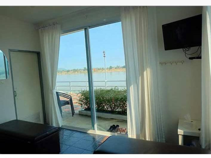 Aenguy Sabey Chiangkhan Hotel