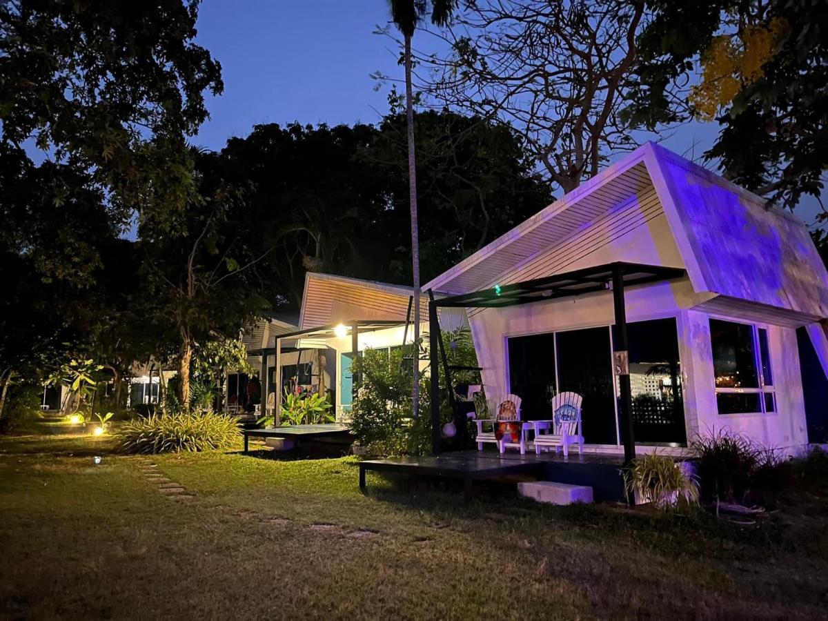 Baan 3*