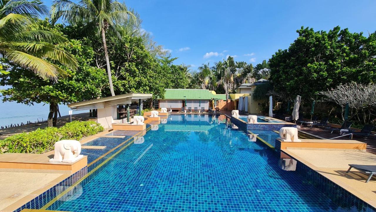 Resort Baan Khaolak 4*
