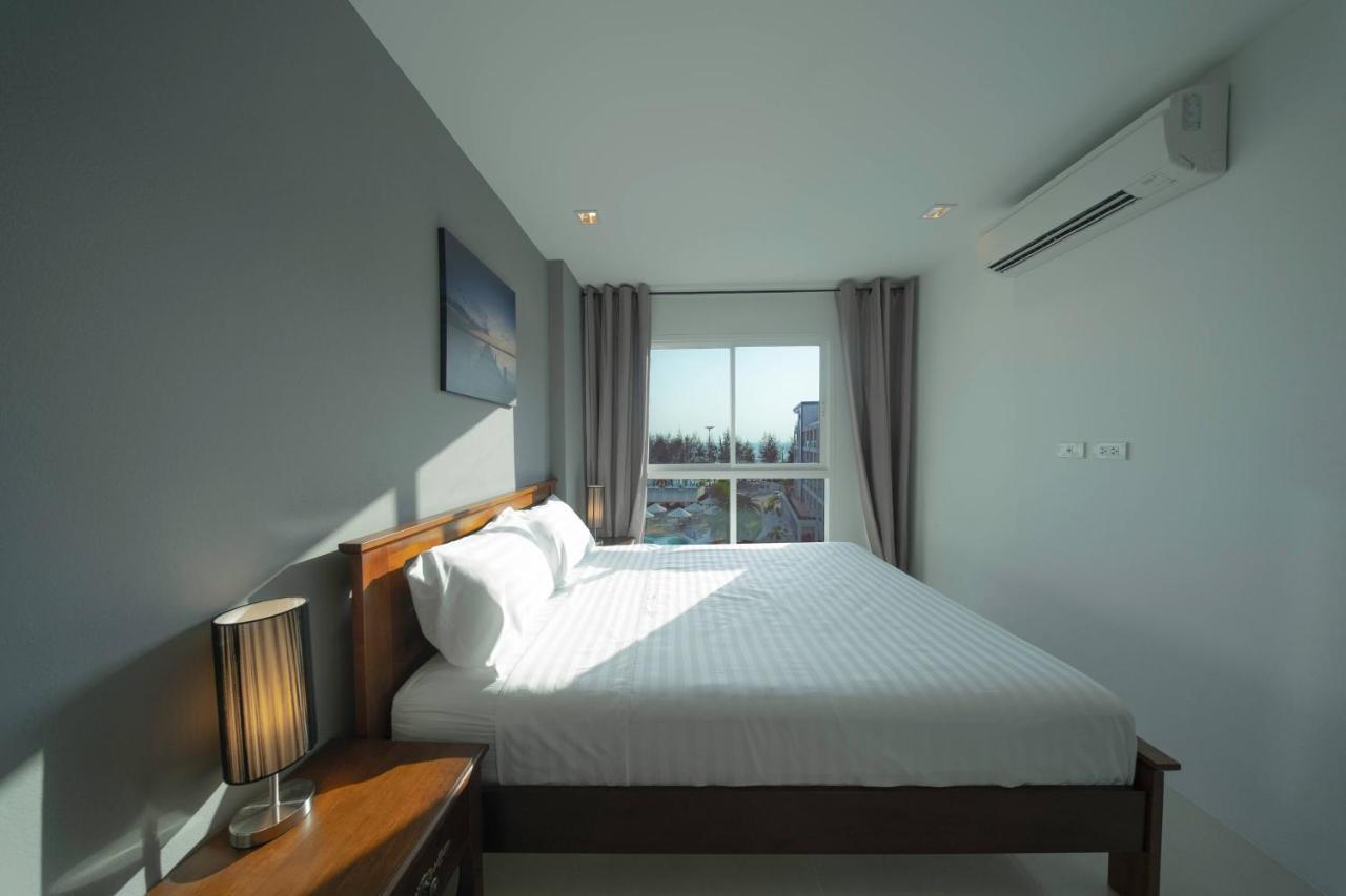 Apartment Grand Blue With Pool And Seaview *