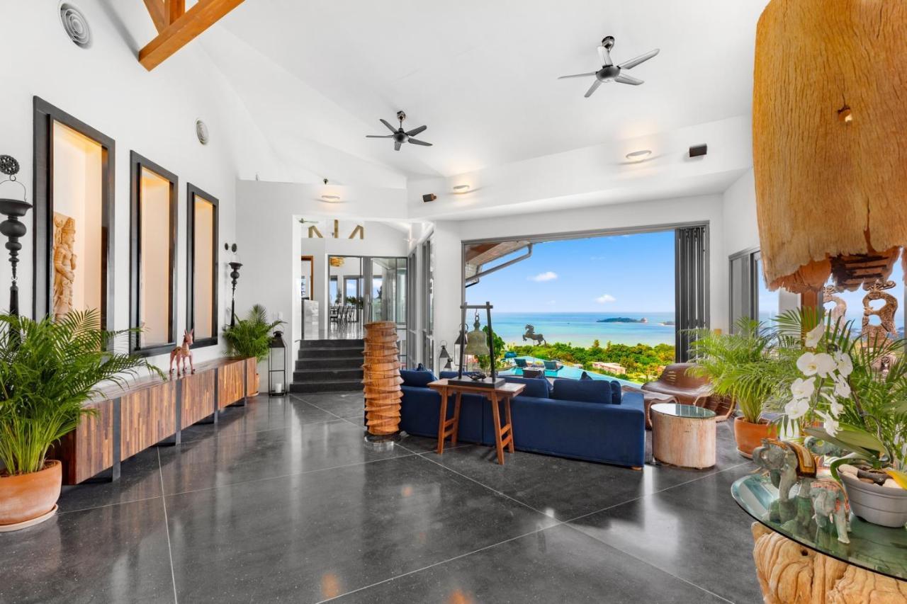 Skyfall - Unforgettable Panoramic Sea Views Villa *