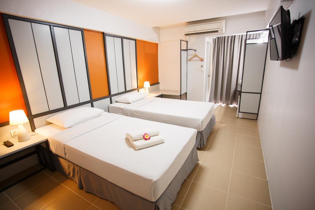 Regent Ngamwongwan 3*