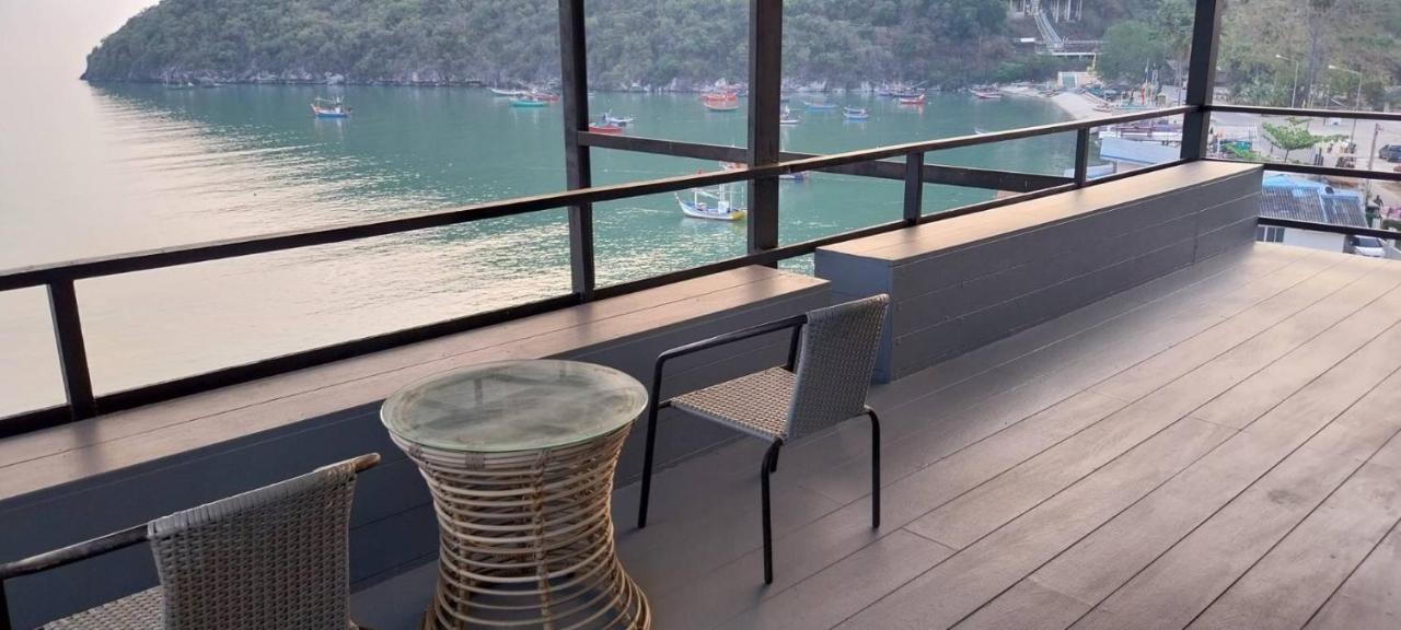 Aownoi Bay Resort