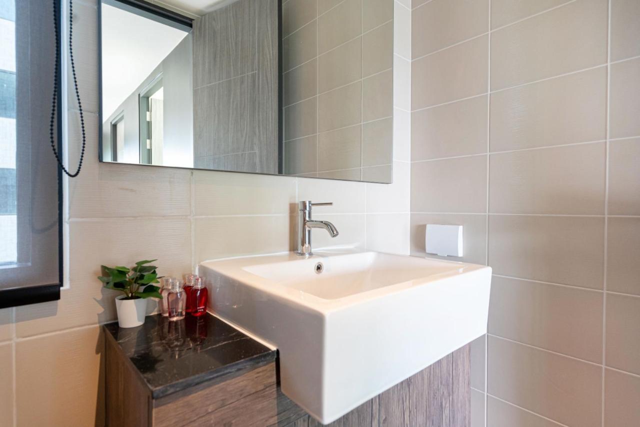 Hill View 2br A616 D *