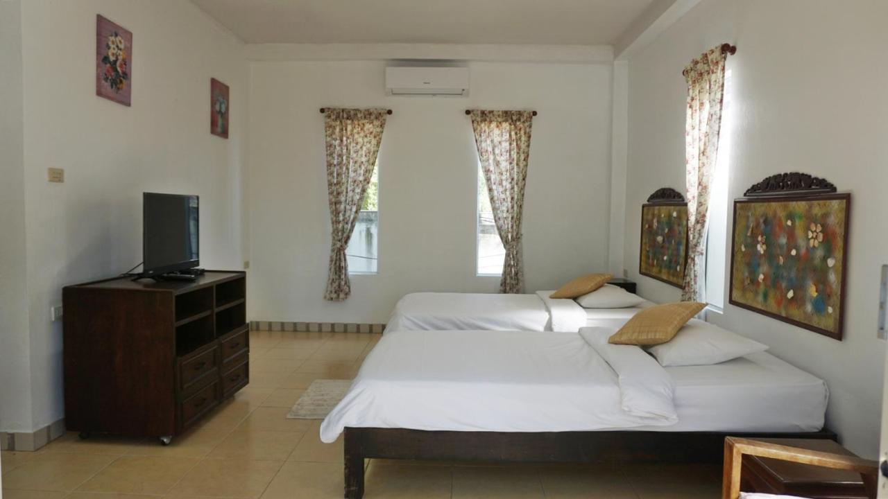 Kalamona Seaview Resort