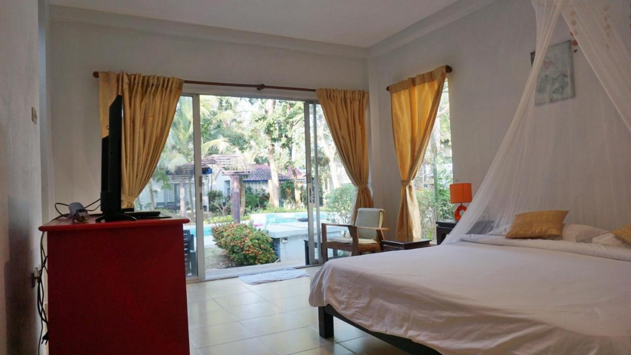 Kalamona Seaview Resort *