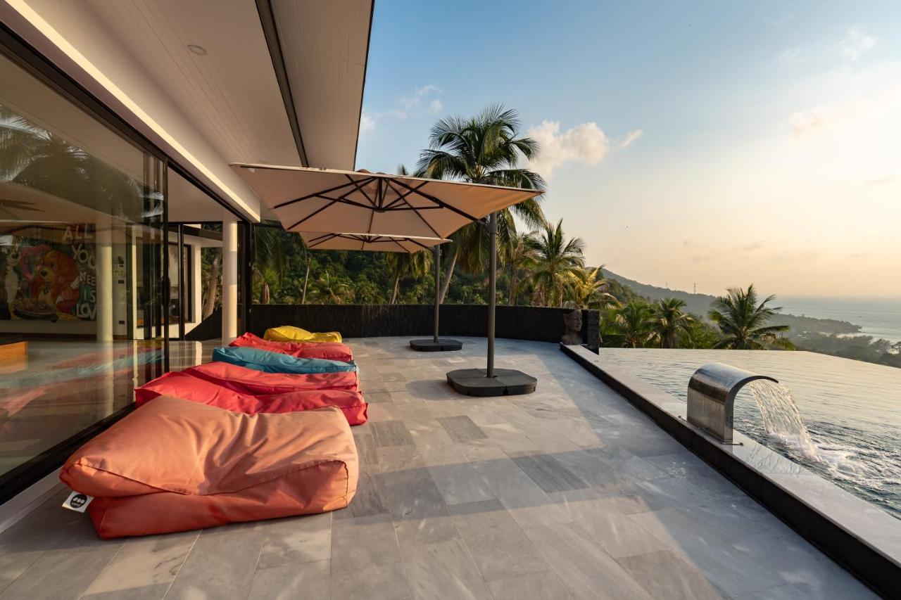 Villa Infinity 600 M2 Sea View *