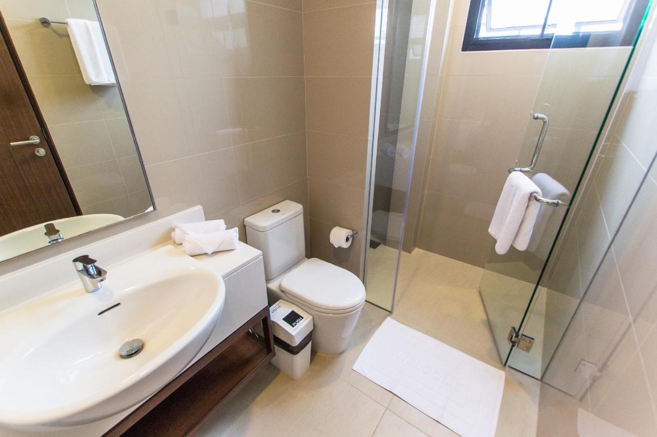 5bdr Pool In Laguna Park #40