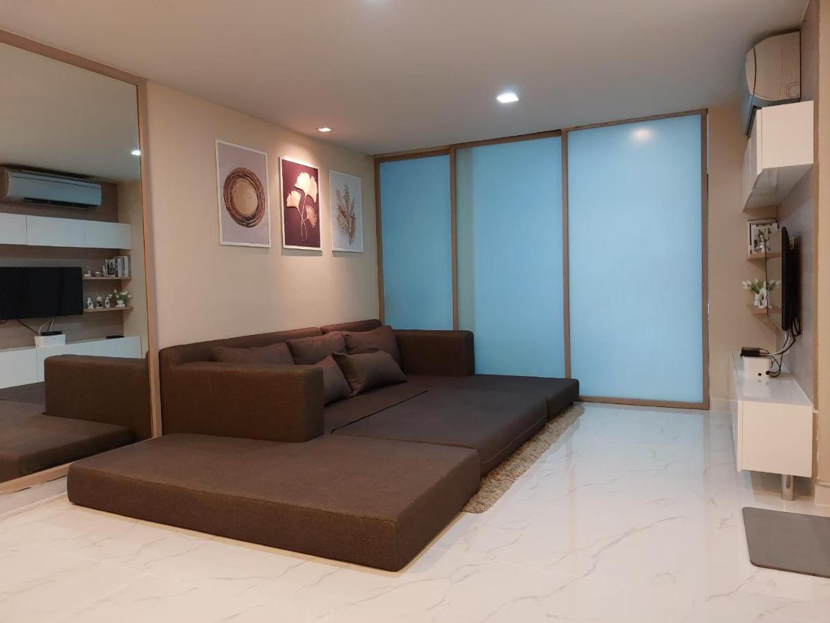 Condominium Sukhumvit Soi 5 - Bts Nana- Size 47m2 Apartment *