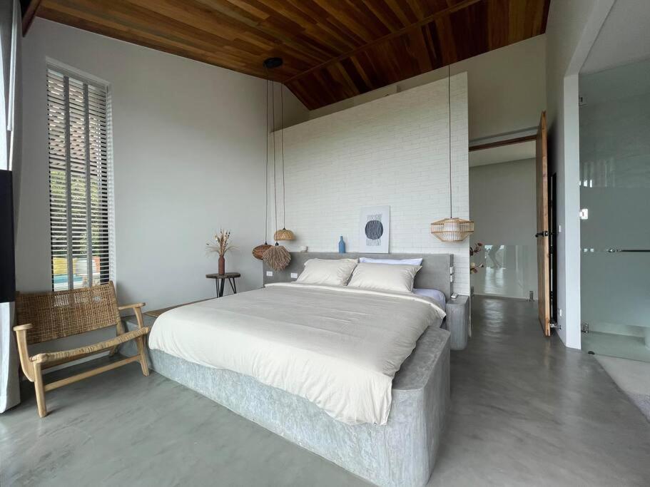 Nour - 3 Bedroom Sea View Pool In Villa