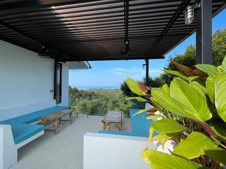 Nour - 3 Bedroom Sea View Pool In *